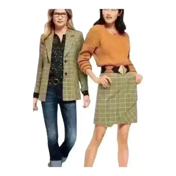 CAbi Galaxy long sleeve sheer button up Blouse - Picture 1 of 8